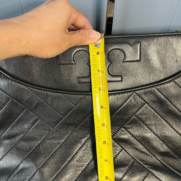 Tory Burch savannah bag - Picture 13 of 13